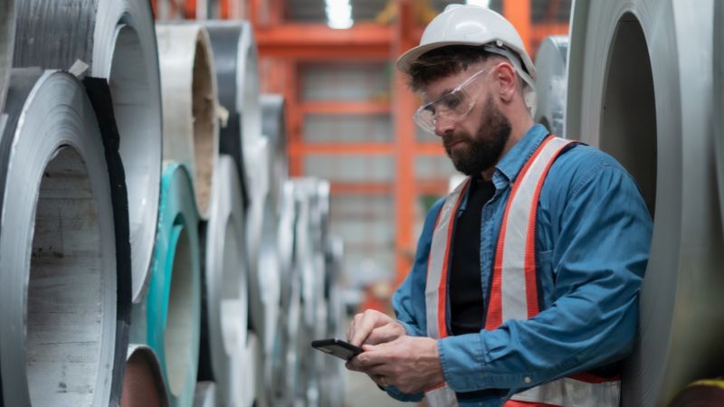 Managing Corporate Communication in Blue Collar Companies